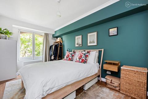 Flat 307, Waterloo Gardens Milner Square, London, N1 1TY
