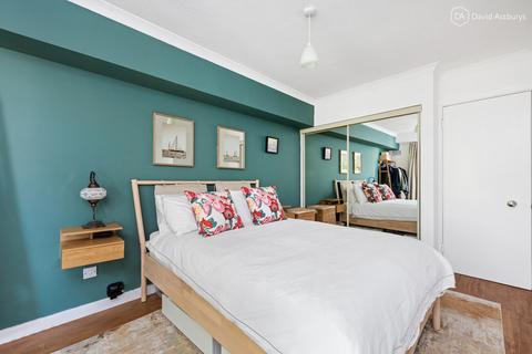Flat 307, Waterloo Gardens Milner Square, London, N1 1TY