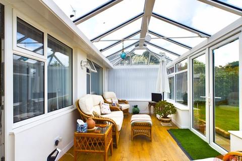2 bedroom detached bungalow for sale - BURE HAVEN DRIVE, MUDEFORD