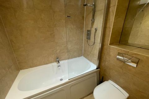 1 bedroom flat to rent, West Street, Sheffield, South Yorkshire, UK, S1