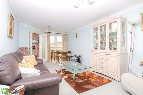 1 bedroom retirement property for sale, Benstede Court, Hoddesdon