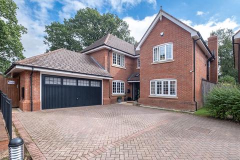 5 bedroom property for sale - Parkfields, Four Oaks, Sutton Coldfield B74 4GA