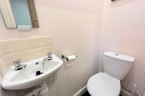 100 Lindrosa Road, Sutton Coldfield, B74 3LB