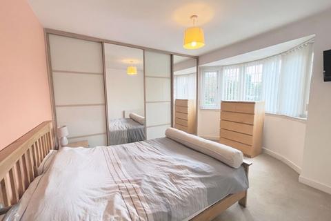 100 Lindrosa Road, Sutton Coldfield, B74 3LB