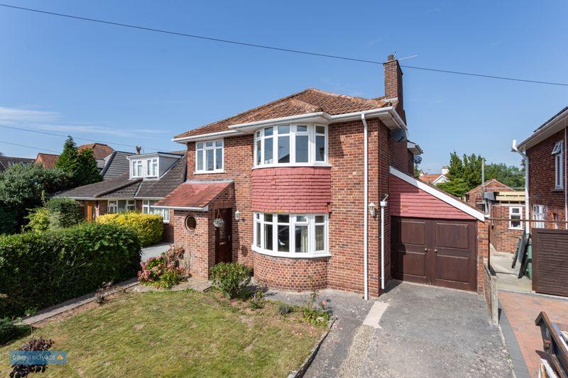 Springfield Avenue, Bridgwater 3 bed detached house for sale £425,000