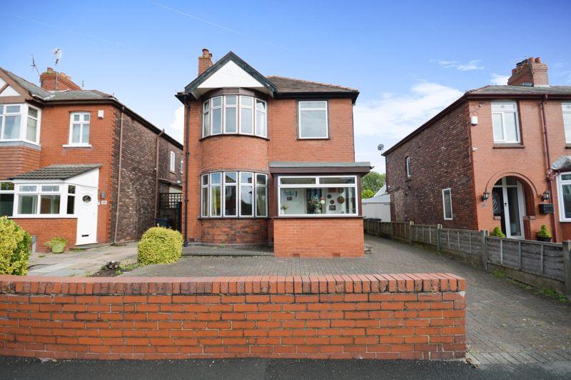 Shakespeare Road, Widnes 3 bed detached house for sale £320,000