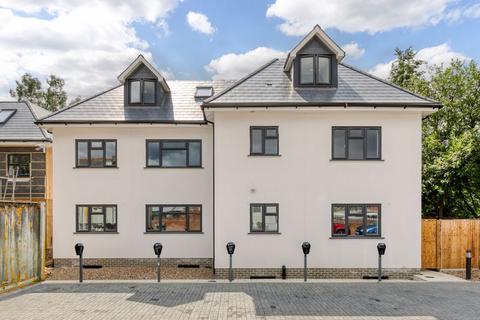 1 bedroom apartment to rent, Homefield Road, Walton-On-Thames