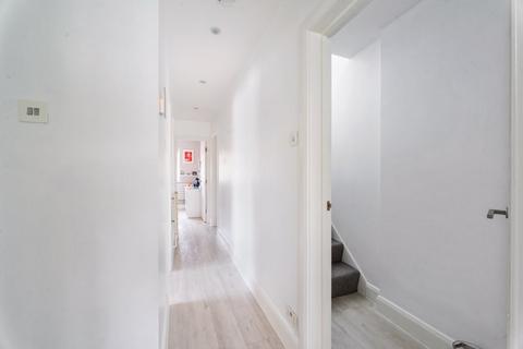 163 Vale Road, Worcester Park, KT4 7ED
