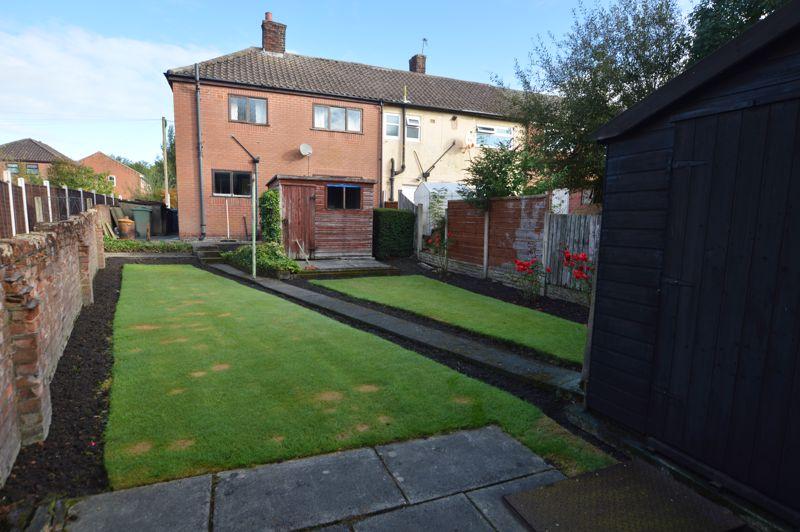 Willow Grove, Golborne, WA3 3SH 3 bed end of terrace house for sale £