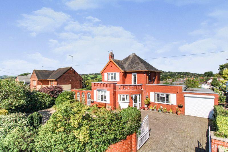 Percival Drive, Stockton Brook, StokeonTrent, ST9 4 bed detached house for sale £385,000