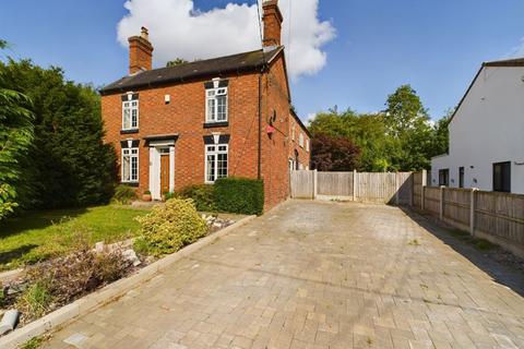 4 bedroom detached house for sale, St. Lukes Road, Telford TF4