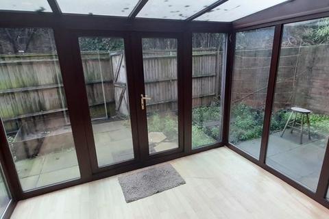 1 bedroom property to rent, One Bed Flat, Mary Datchelor Close, SE5 London
