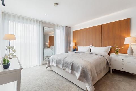 3 bedroom apartment for sale, London W1F