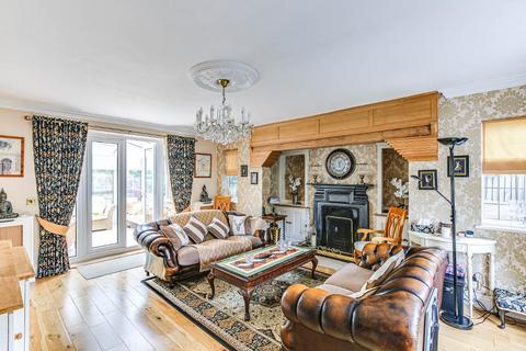 58 Croham Valley Road, South Croydon, CR2 7NB