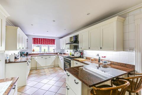 58 Croham Valley Road, South Croydon, CR2 7NB