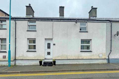 3 bedroom end of terrace house for sale, High Street, Deiniolen, Caernarfon, Gwynedd, LL55