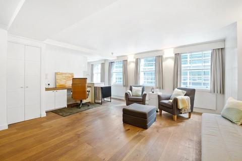 Studio to rent, Fetter Lane, EC4A