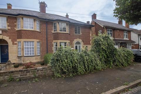 3 bedroom semi-detached house for sale - Somerville Road, Leicester, LE3