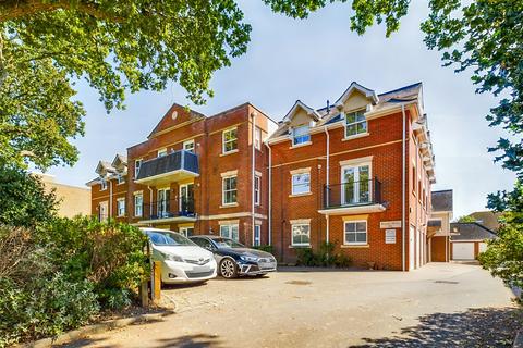 2 bedroom apartment for sale, Lymington Road, Highcliffe, Christchurch, Dorset, BH23