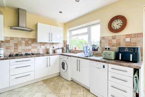 30 Swiss Road, Bristol, BS3 2RT