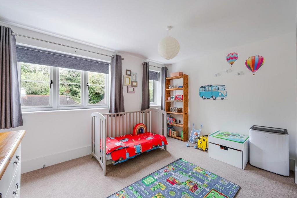 BONSOR DRIVE, KINGSWOOD PARK, 3 (17).jpg