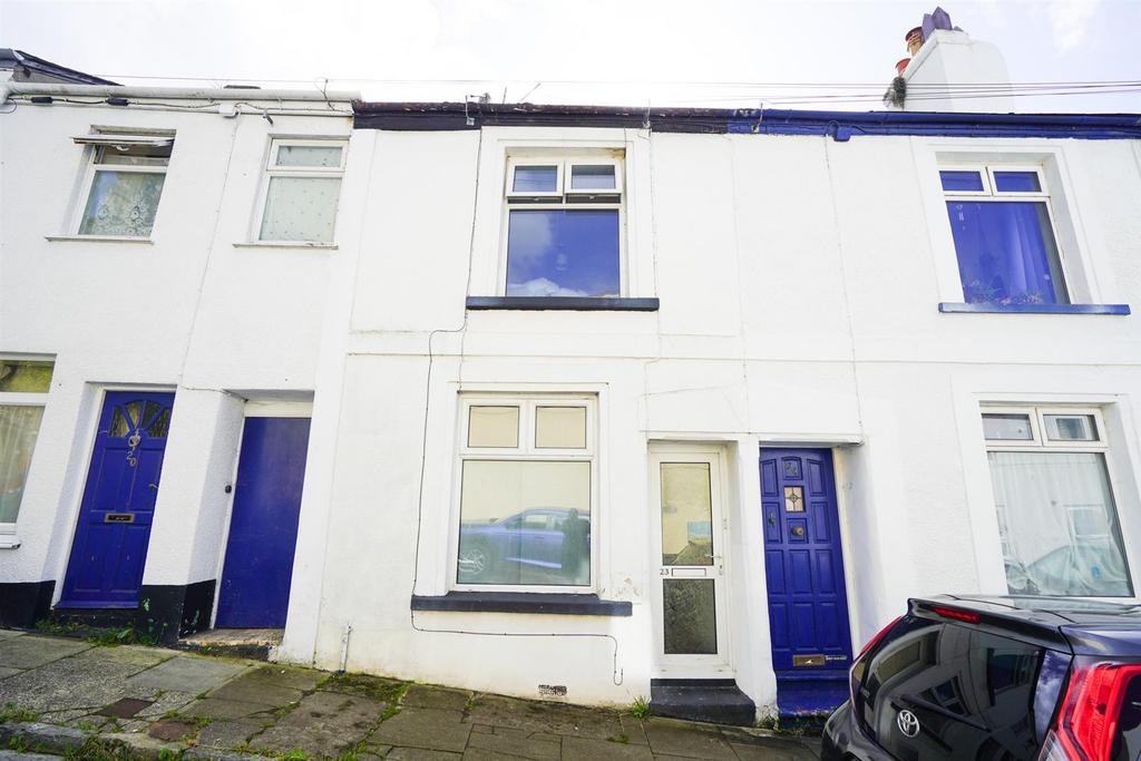 Torrington Lane, Bideford 2 bed terraced house £189,950