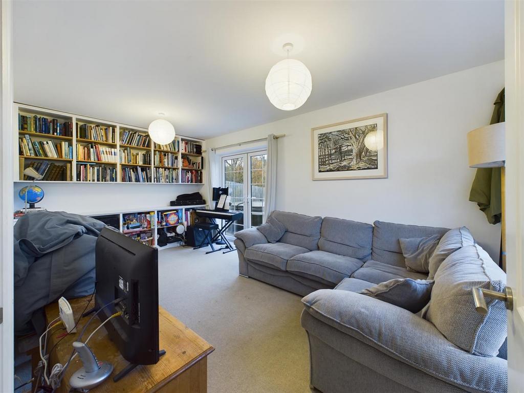 Cysgod Yr Ysgol, Gorslas, 3 bed detached house for sale £237,000