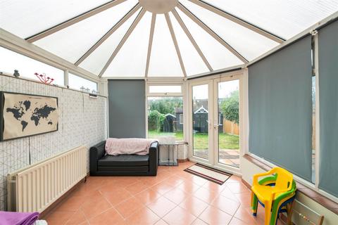 20 Arden Close, Reigate, RH2 7QN