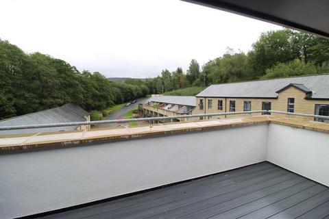 2 bedroom duplex for sale, Kinderlee Way, Chisworth, Glossop