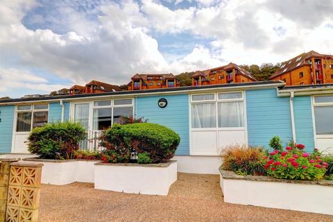 3 bedroom chalet for sale, Golden Bay, Westward Ho,