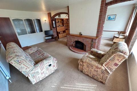 3 bedroom detached bungalow for sale, Ridgewood Avenue, Stourbridge, DY8 4QH