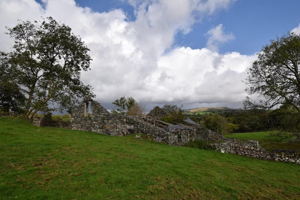 Outbuildings.JPG