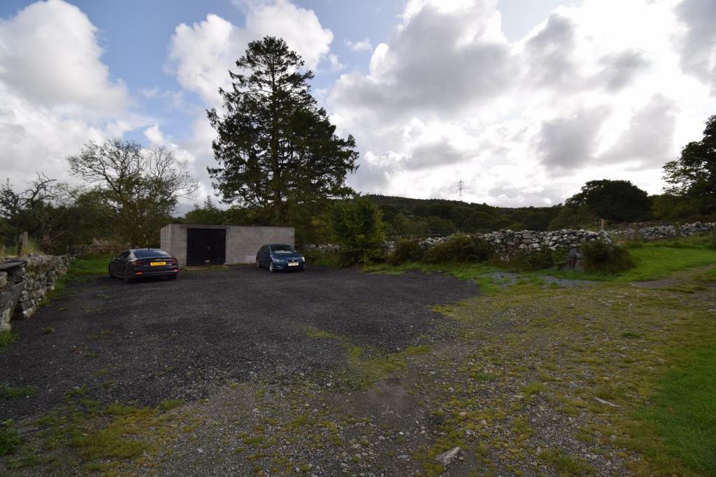 Parking Area and Garage.JPG