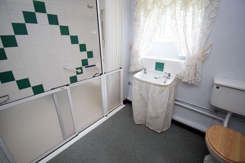 Ground Floor Shower Room.jpg