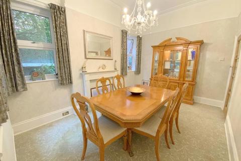 1 Abbey Drive West, Grimsby, DN32 0HH