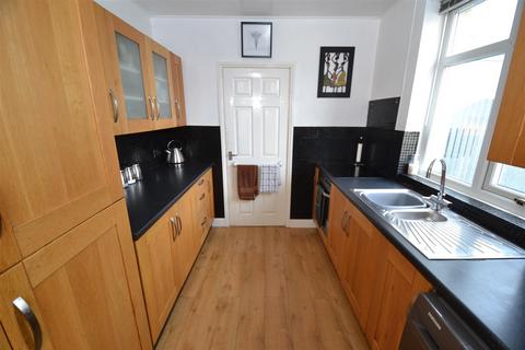 3 bedroom semi-detached house for sale, Highgate Road, Clayton Heights, Bradford