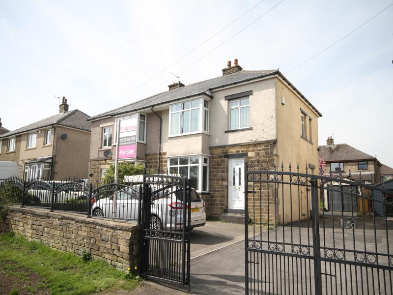 Highgate Road, Clayton Heights, Bradford 3 bed semidetached house for