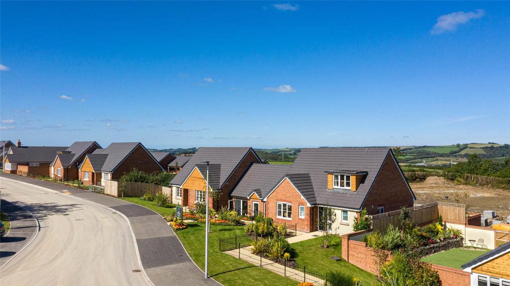 Bee Meadow, North Road, South Molton, Devon, EX36 3 bed bungalow for