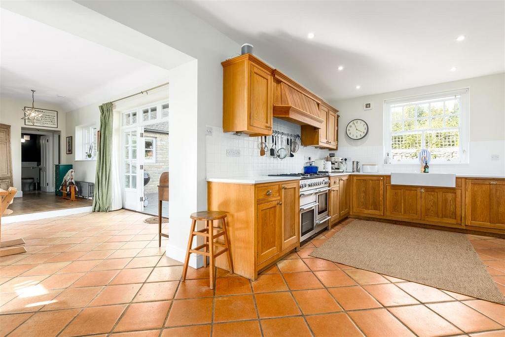 Wideangles.co.uk 3 L9 A4616e.jpg