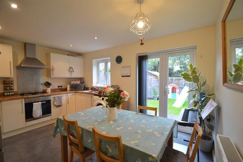 3 bedroom semi-detached house for sale - 10 Windsor Place, Church Stretton, SY6 6BG