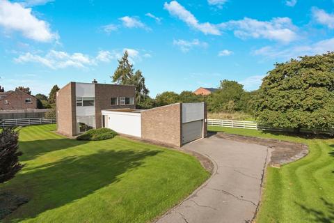 3 bedroom detached house for sale, The Balk, Walton, Wakefield, West Yorkshire, WF2