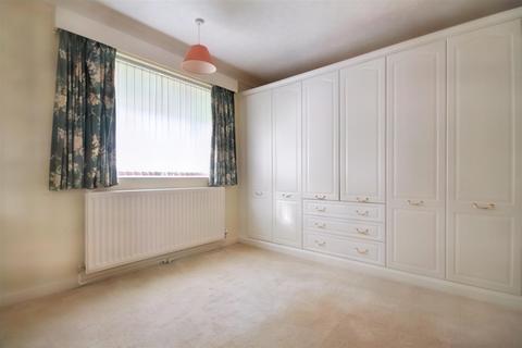 12 Bowers Close, Riseley, Bedford, MK44 1DP