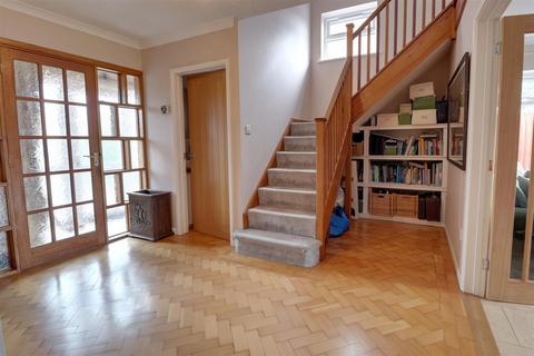 151a Barnwood Road, Gloucester, GL4 3HE