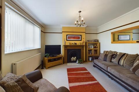8 Heol Elfed, Burry Port, SA16 0AL