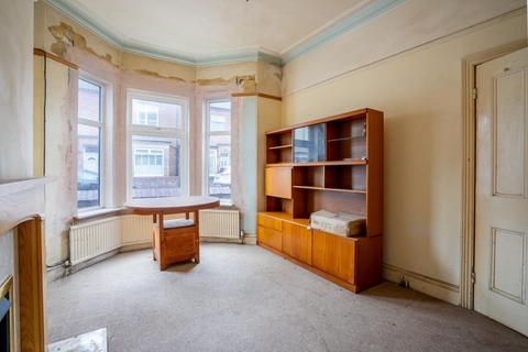3 bedroom terraced house for sale - Cromer Street, Burton Stone Lane, York