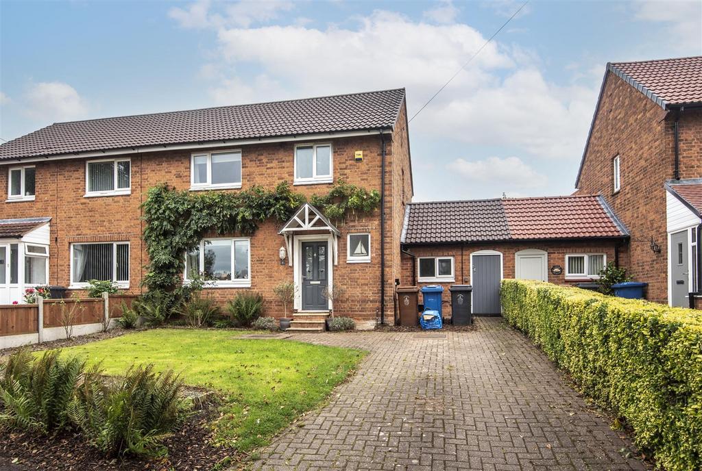 Langton Crescent, Whittington 3 bed semidetached house for sale £295,000
