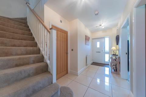 5 bedroom detached house for sale, Furber Close, Tarporley