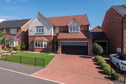 5 bedroom detached house for sale, Furber Close, Tarporley