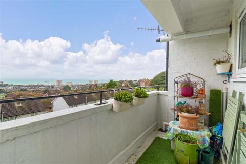 2 bedroom maisonette for sale, Queensway, Brighton