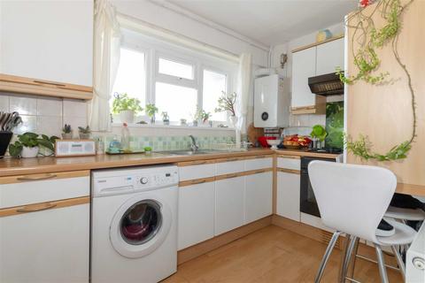 2 bedroom maisonette for sale, Queensway, Brighton